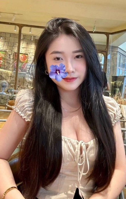 Quỳnh Thư - Hotgirl Xinh Đẹp - Vú To Đẹp Căng Tràn - Eo Thon Mông Mẩy - Người Tình Quyến Rũ Ngọt Ng