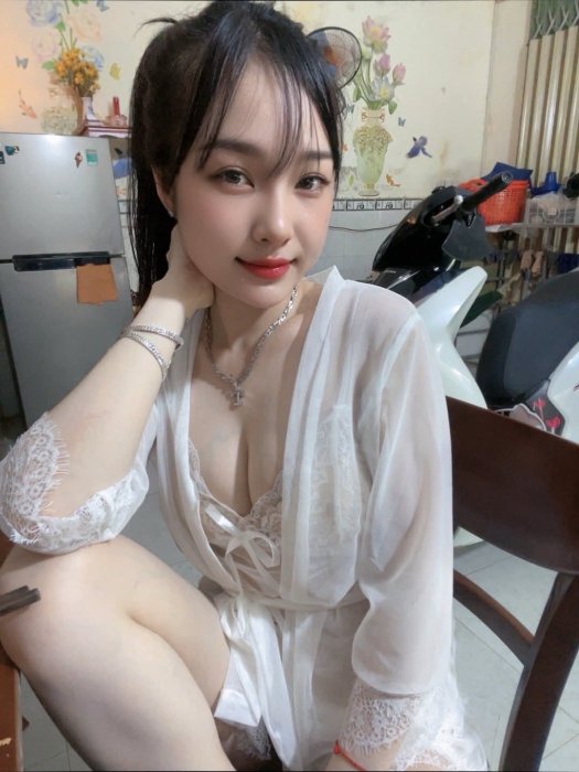 Bảo Thy xinh dâm duyên - hàng mới tinh siêu tình cảm - phục vụ chu đáo tận tình như người yêu