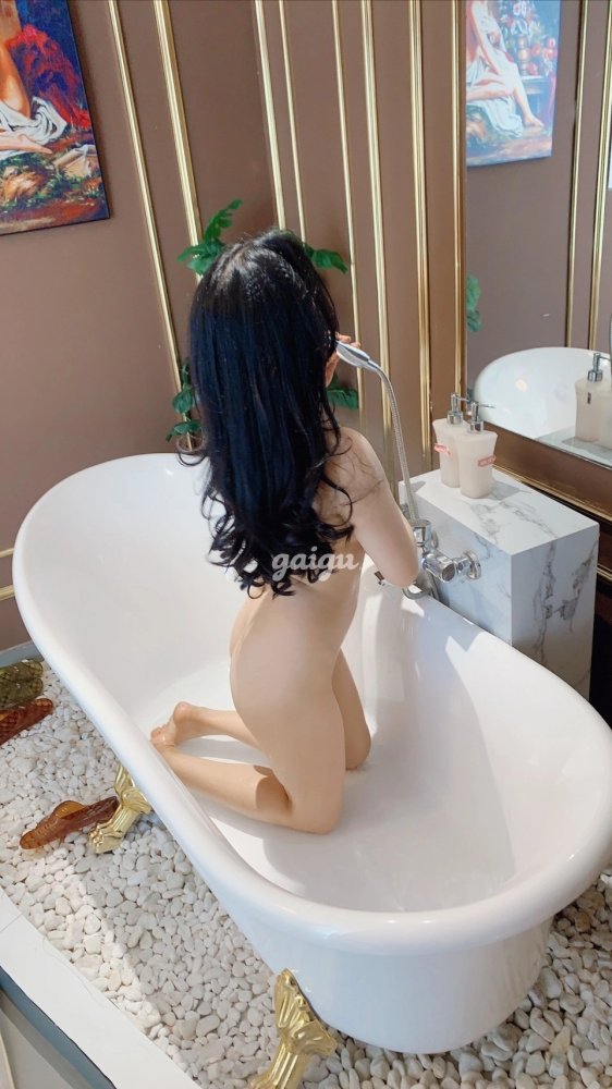 749498.jpg